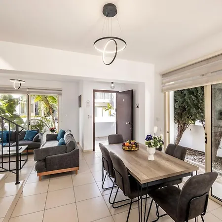 Palms 31 * Protaras
